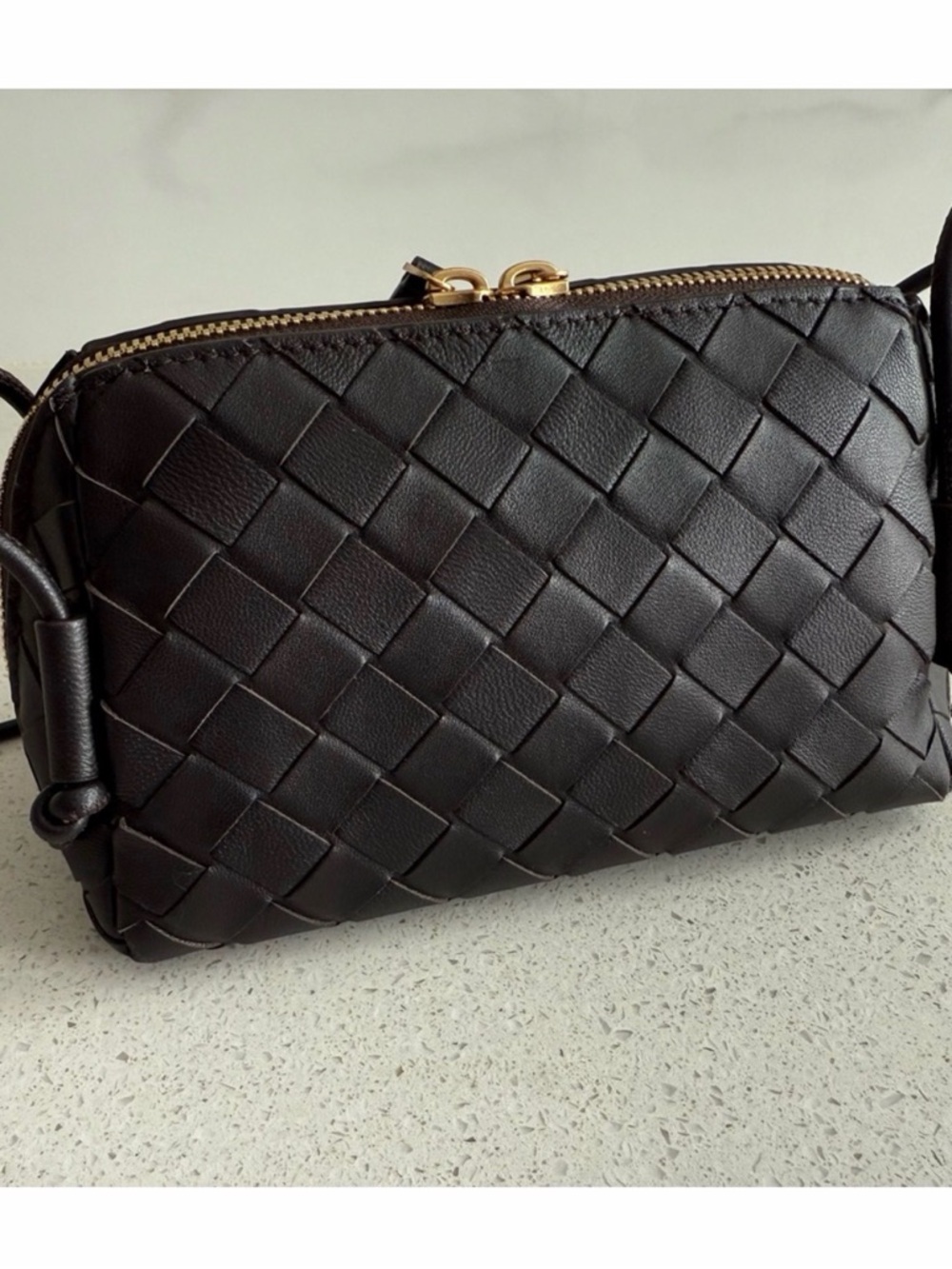 Bottega Veneta Intrecciato Nappa Leather Concert Pouch - Picture 4 of 12